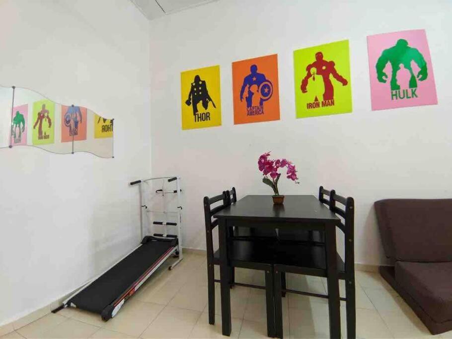 Homestay Delisha Parit Raja Uthm מראה חיצוני תמונה